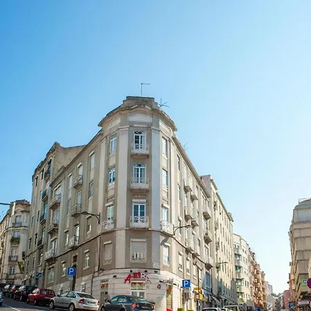 Grosszuegige Fuer 17 Personen In Διαμέρισμα Lisboa